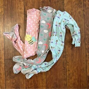 Simple Joys set of 3 Baby footie Sleepers with Fun Prints - 2T